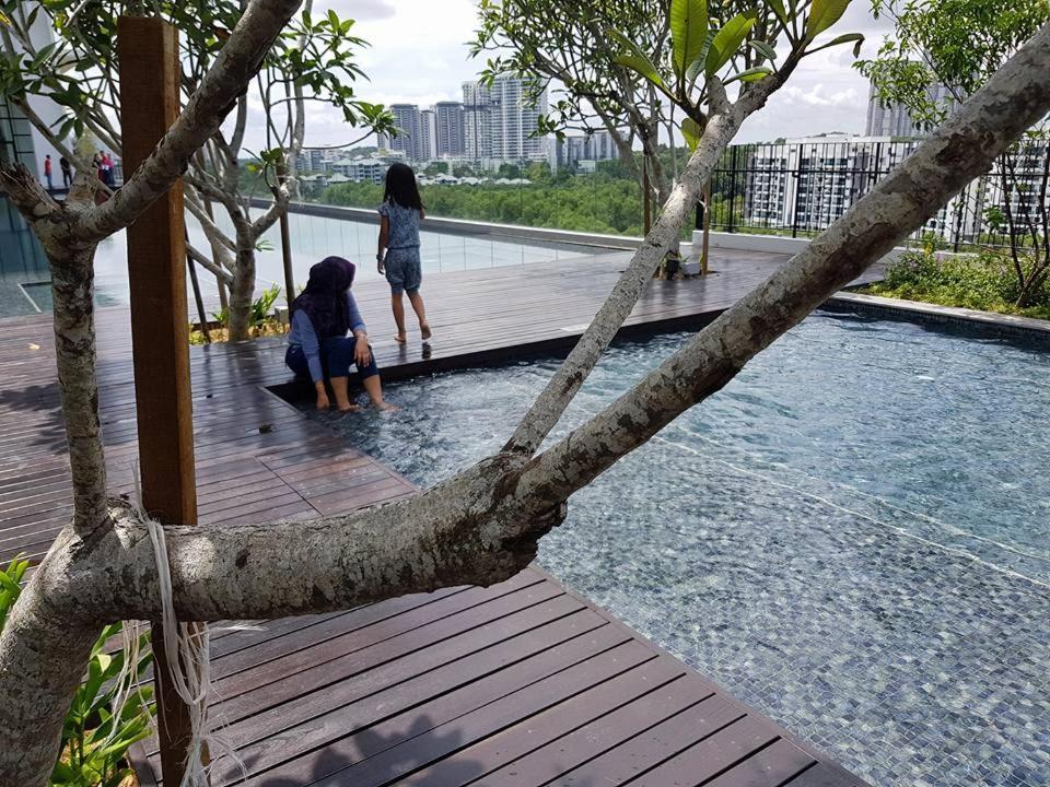 Ferienwohnung Mycozysoho With Excellent Swimming Pool View Cyberjaya Exterior foto